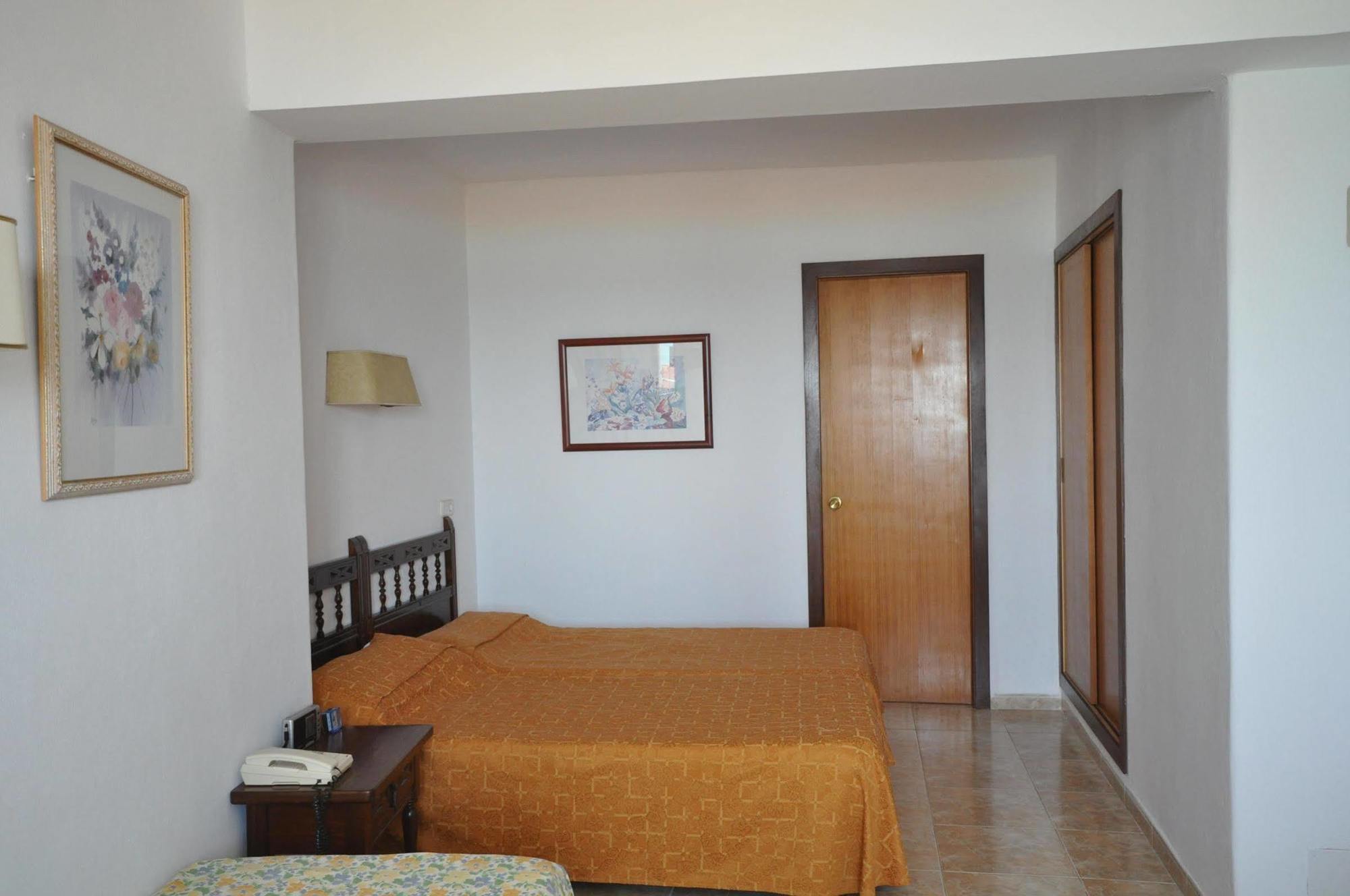 Hotel Encant El Arenal  Esterno foto