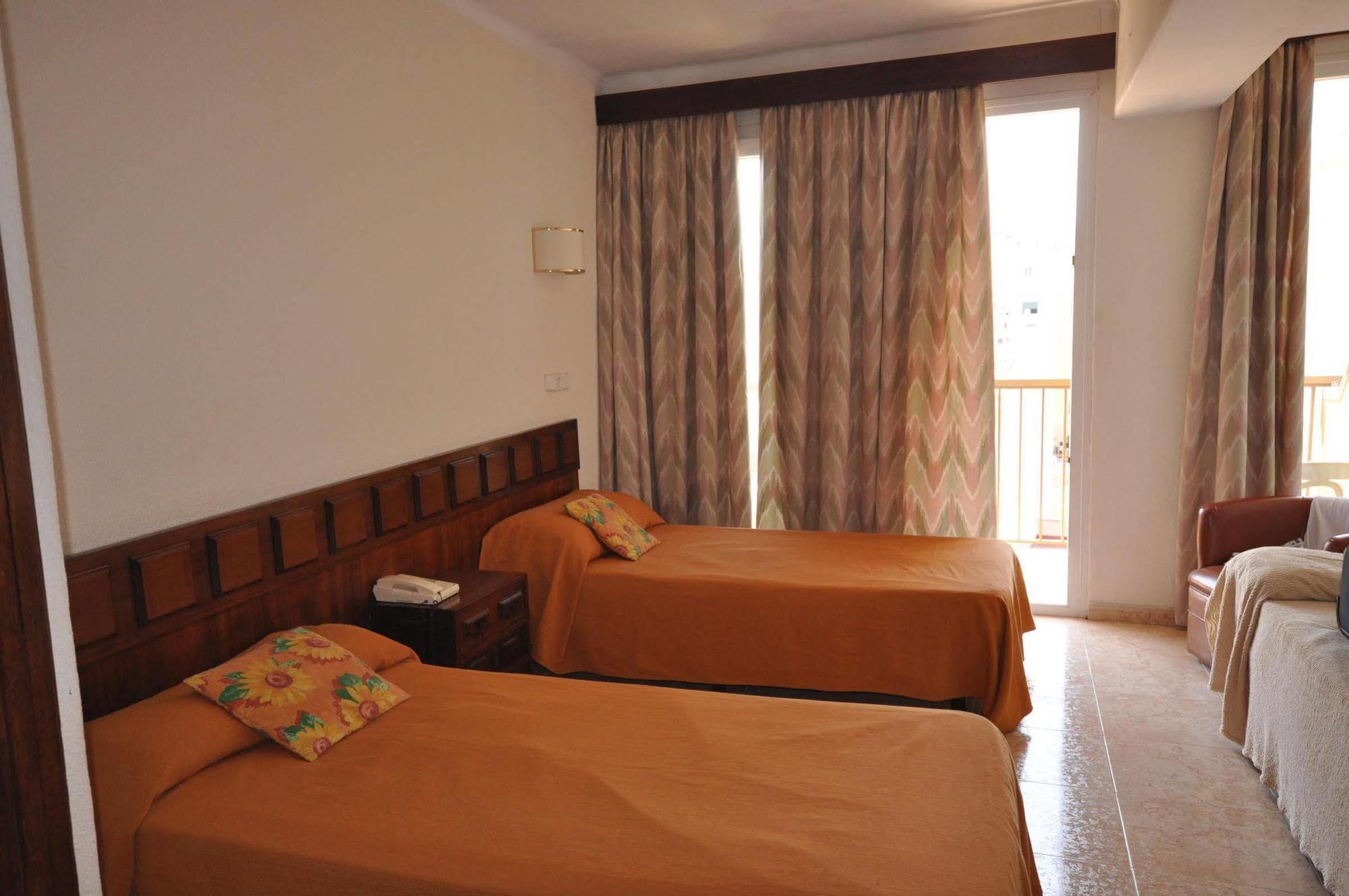 Hotel Encant El Arenal  Esterno foto
